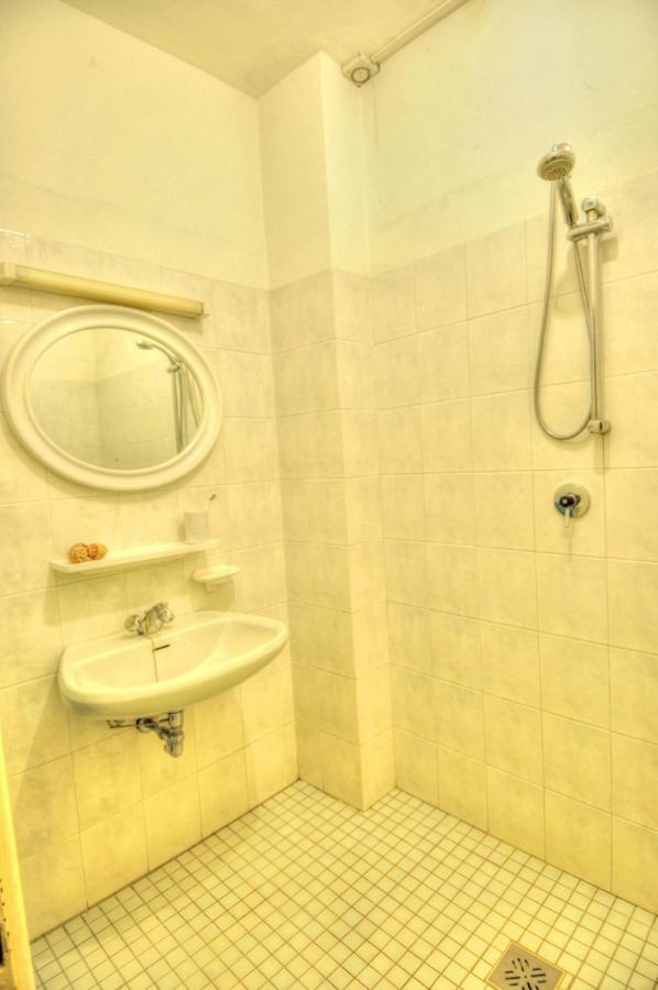 Condominio Res. Palace Μπιμπιόνε Εξωτερικό φωτογραφία