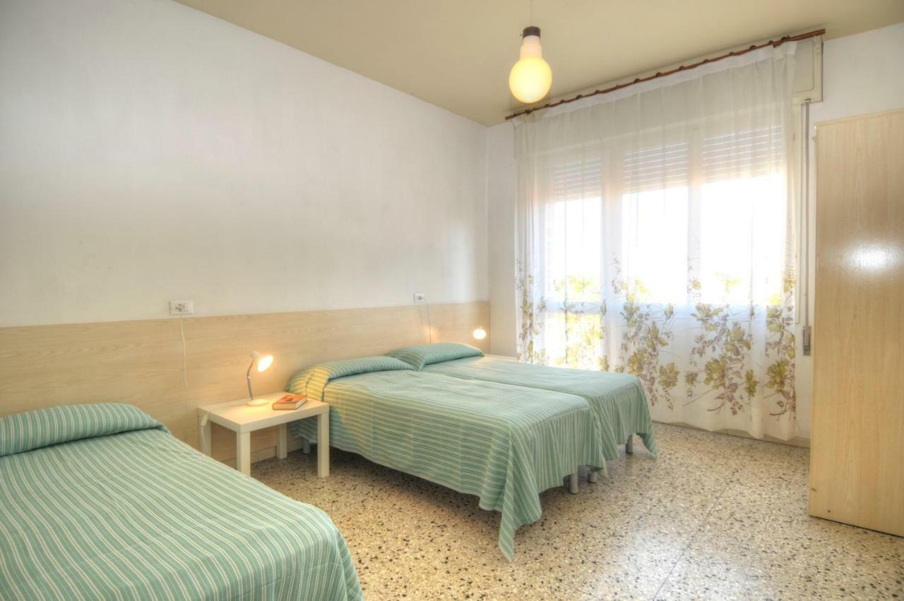 Condominio Res. Palace Μπιμπιόνε Εξωτερικό φωτογραφία