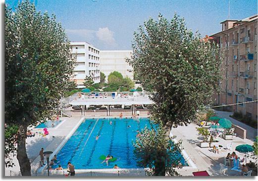 Condominio Res. Palace Μπιμπιόνε Εξωτερικό φωτογραφία